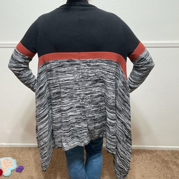 Volcom Cardigan - Picture 4 of 5